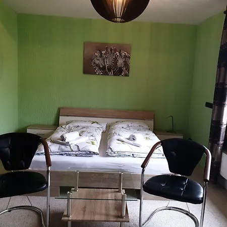 Zum Adler Πανσιόν